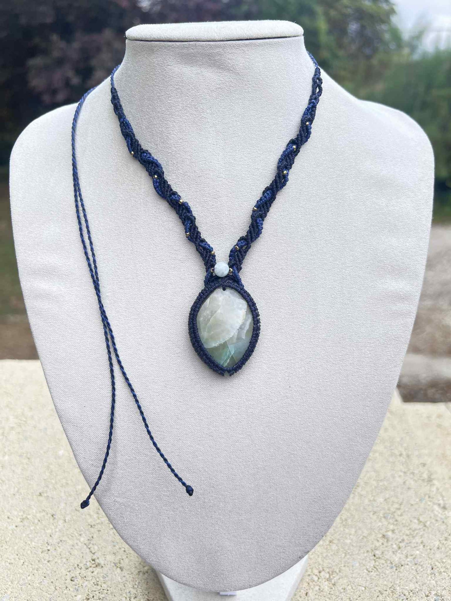 Collier - Garniérite (Pierre de lune verte)