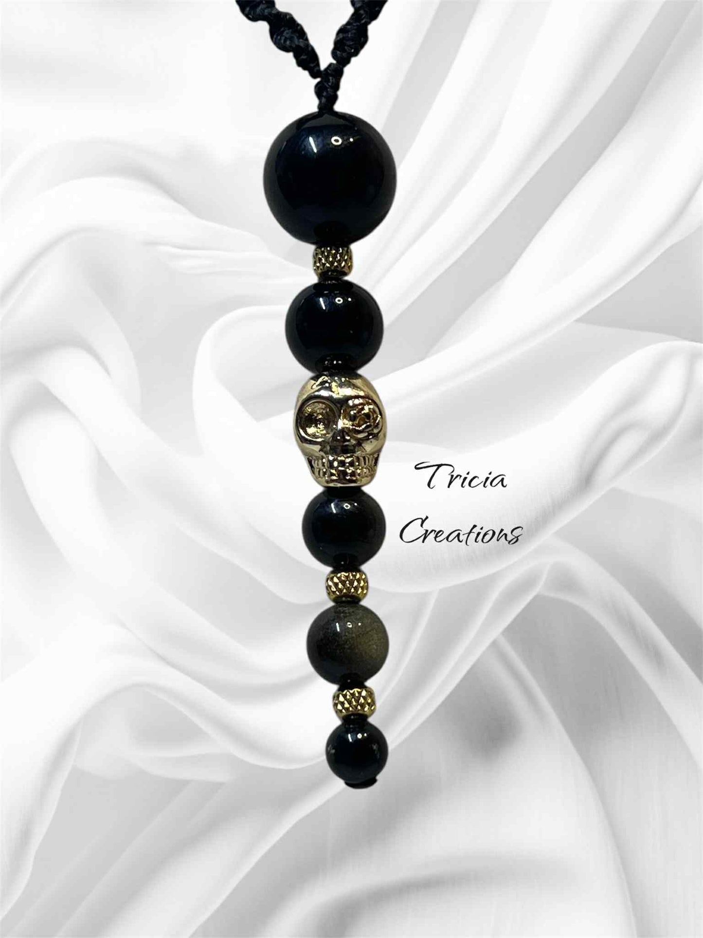 Collier tête de mort : Obsidienne