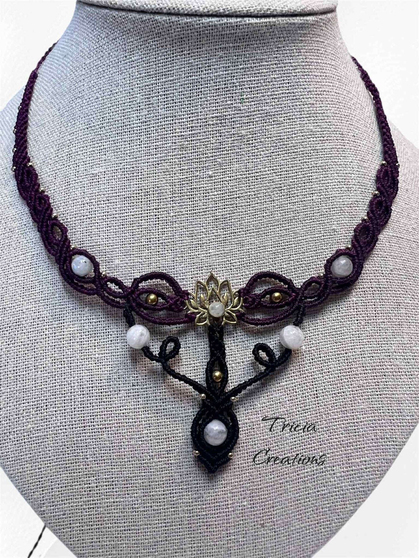 Collier : Pierre de lune