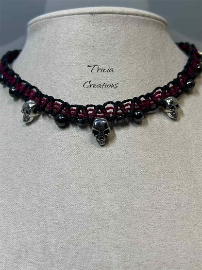 Collier tête de mort : Hématite