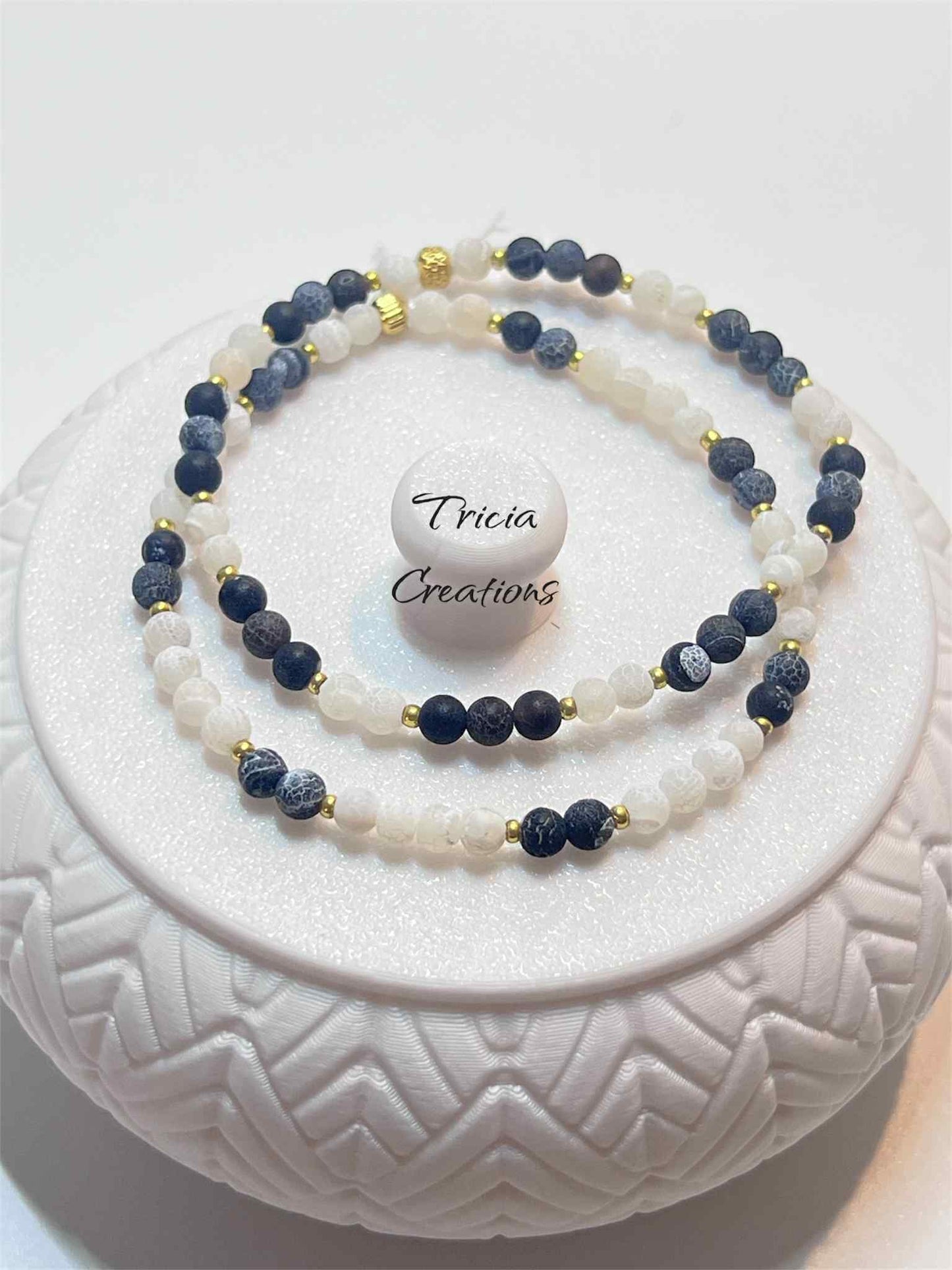 Duo de bracelets : gris noir et blanc