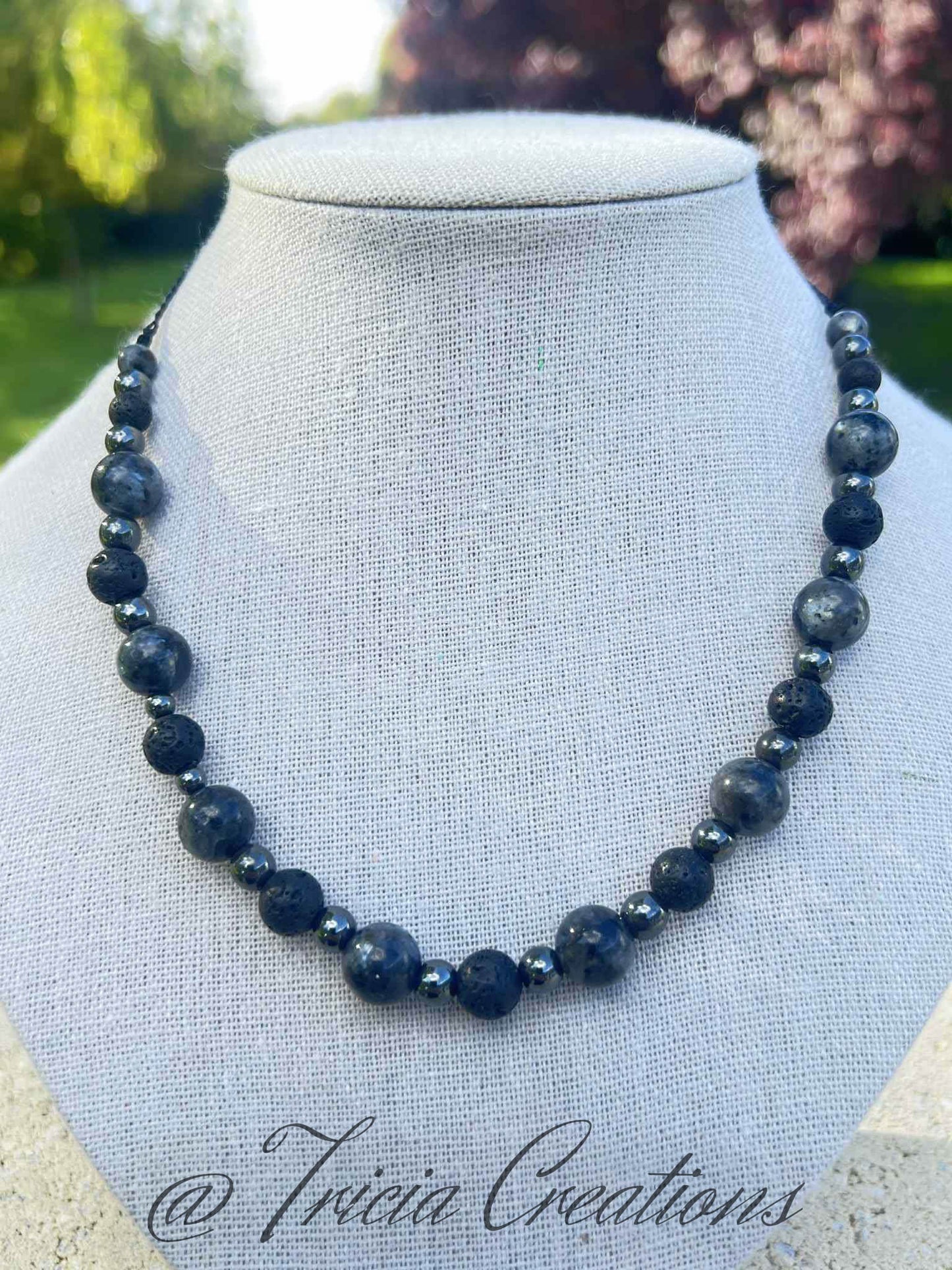 Hématite / Larvikite et Pierre de lave