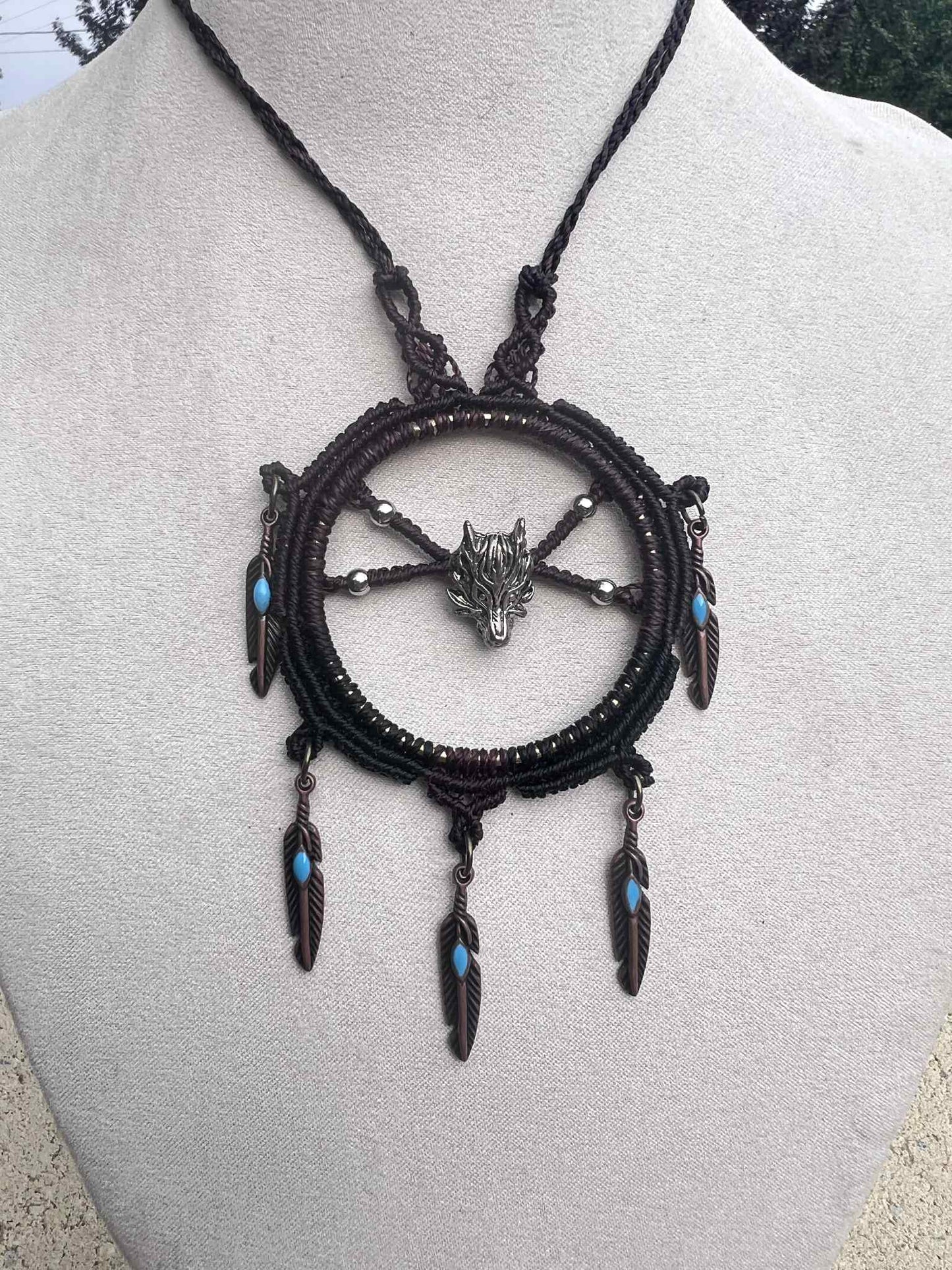 Collier tête de Loup