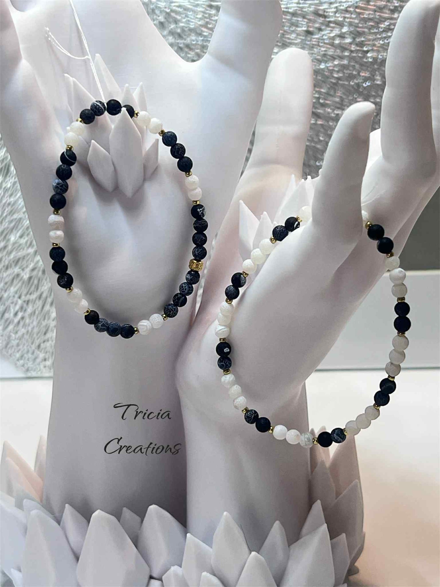 Duo de bracelets : blanc et gris noir