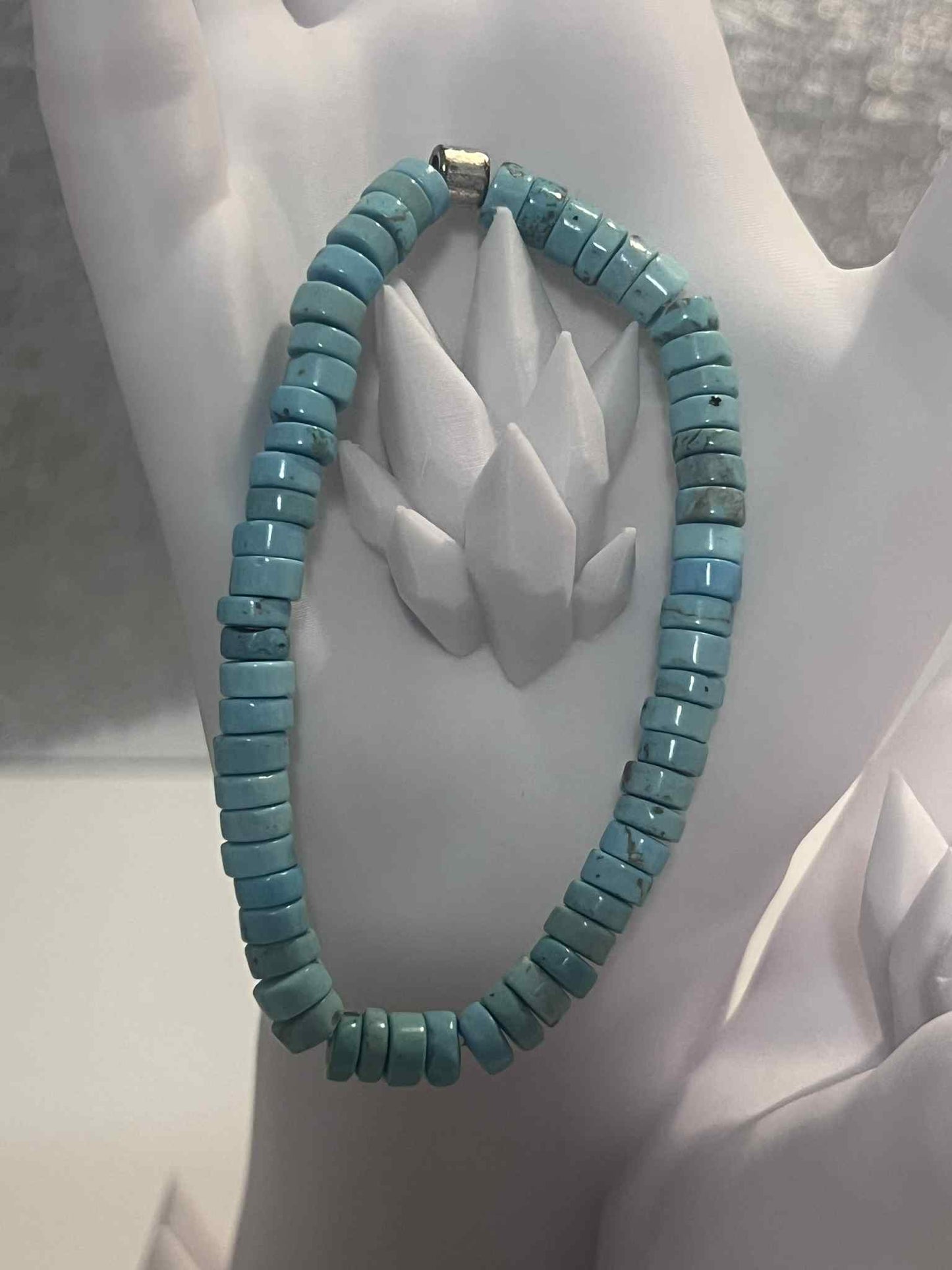 Bracelet : Howlite bleu